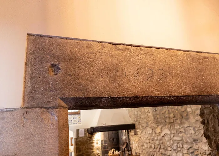 Bravissimo Girona 1593, Medieval Charm