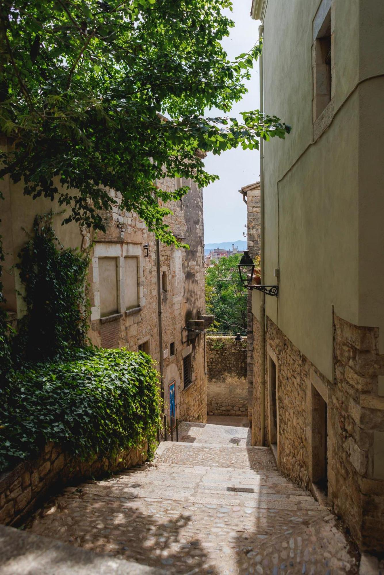 Bravissimo 1593, Medieval Charm Apartment *