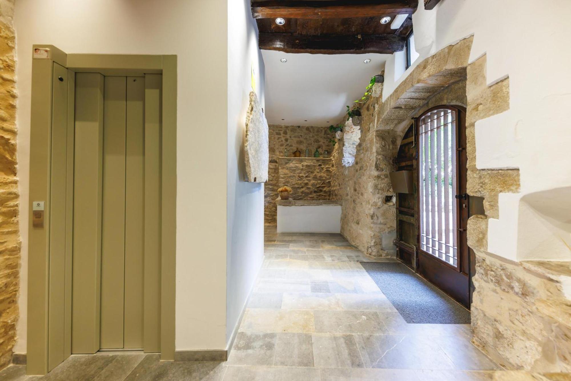 Bravissimo 1593, Medieval Charm * Girona