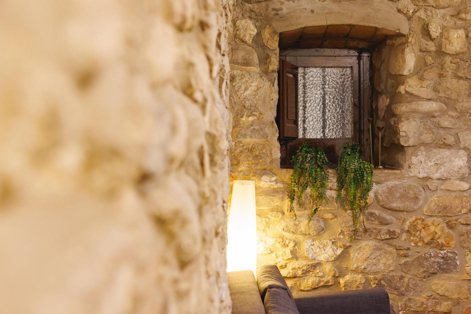 Apartment Bravissimo 1593, Medieval Charm *